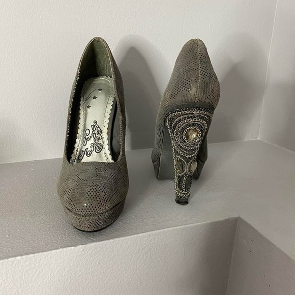 Naughty Monkey platform embellished grey heels - Picture 2 of 4